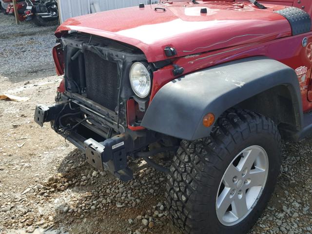 1J4FA24127L229420 - 2007 JEEP WRANGLER X RED photo 9