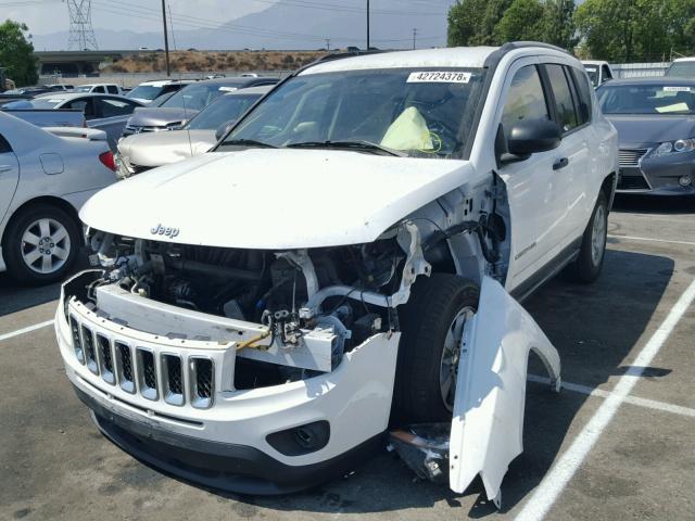 1C4NJCBA2HD186803 - 2017 JEEP COMPASS SP 白色 照片 2