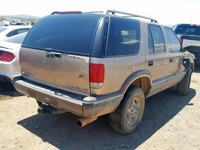 1GNDT13WXV2216701 - 1997 CHEVROLET BLAZER BEIGE photo 4