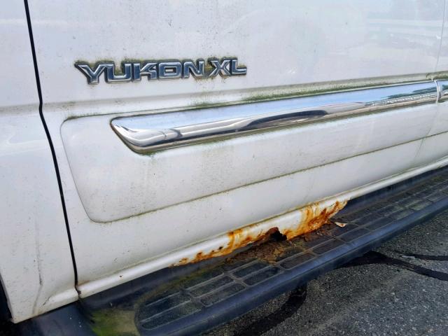 3GKFK16Z83G347984 - 2003 GMC YUKON XL K WHITE photo 9