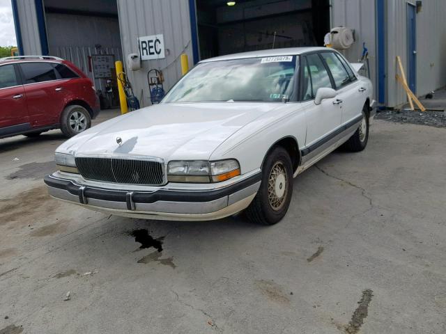 1G4CW53L0P1641017 - 1993 BUICK PARK AVENU WHITE photo 2