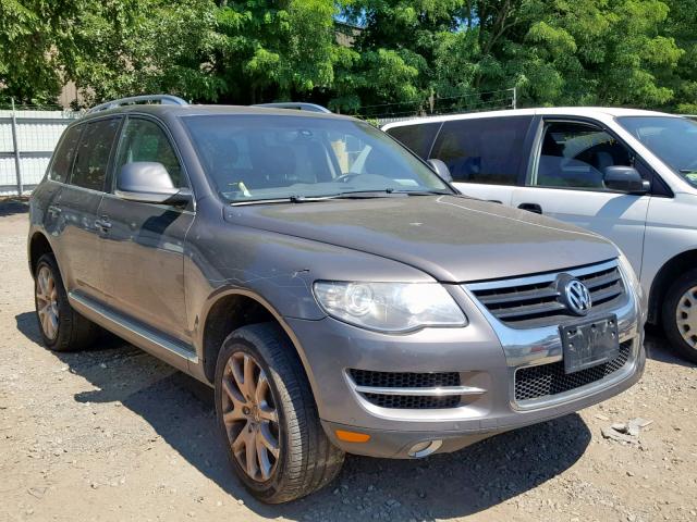 WVGBE77L38D043203 - 2008 VOLKSWAGEN TOUAREG 2 SILVER photo 1