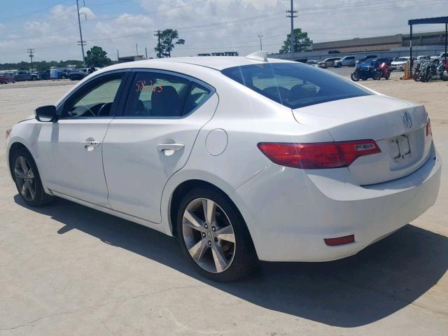 19VDE1F73EE009263 - 2014 ACURA ILX 20 TEC WHITE photo 3