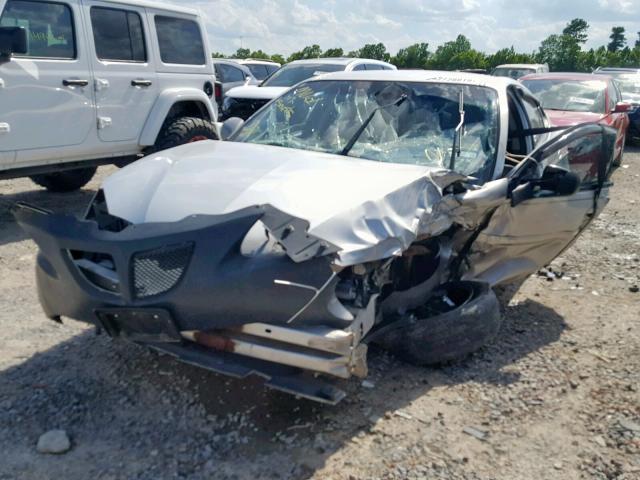 2G2WP552061142282 - 2006 PONTIAC GRAND PRIX SILVER photo 2