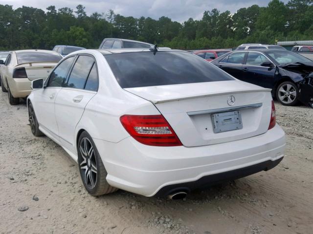 WDDGF4HB5DR272920 - 2013 MERCEDES-BENZ C 250 WHITE photo 3