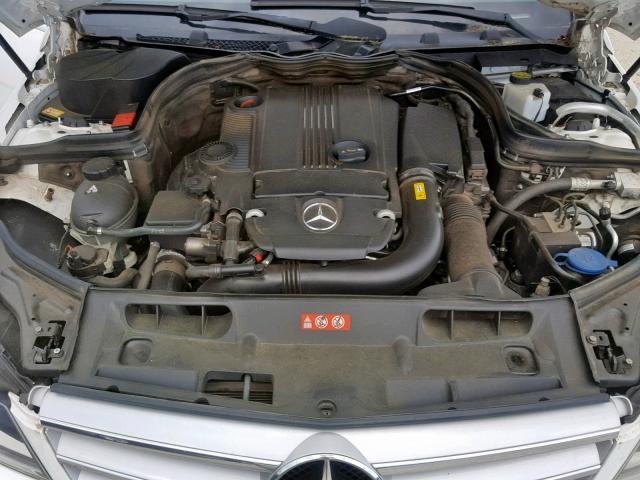 WDDGF4HB5DR272920 - 2013 MERCEDES-BENZ C 250 WHITE photo 7