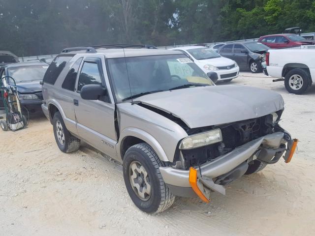 1GNCT18W31K213637 - 2001 CHEVROLET BLAZER GOLD photo 1