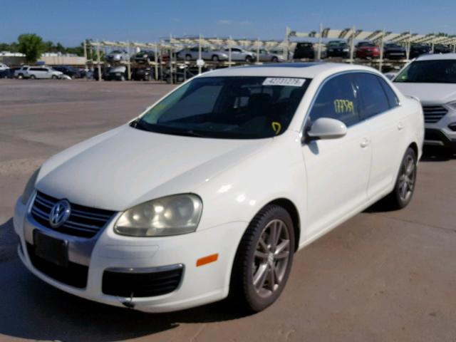 3VWDT71K66M738440 - 2006 VOLKSWAGEN JETTA TDI WHITE photo 2