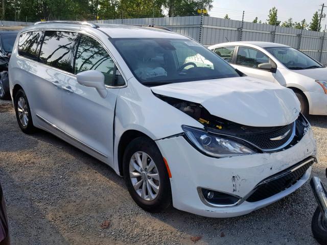 2C4RC1EG3JR182424 - 2018 CHRYSLER PACIFICA T WHITE photo 1