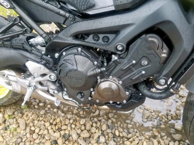 JYARN33EXGA011329 - 2016 YAMAHA FZ09 GRAY photo 7