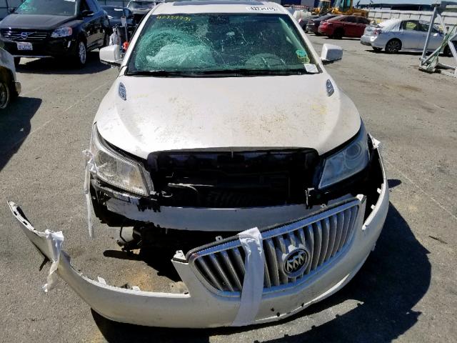 1G4GD5GD1BF290141 - 2011 BUICK LACROSSE C WHITE photo 9