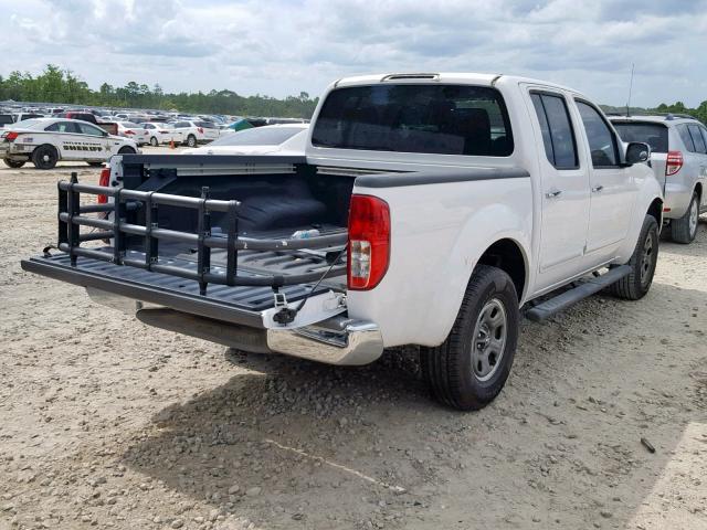 1N6AD07UX9C418348 - 2009 NISSAN FRONTIER C WHITE photo 4