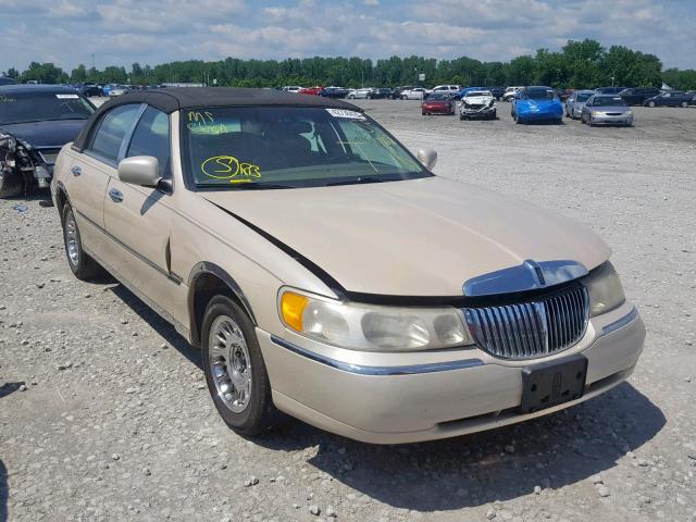 1LNHM83W5YY898092 - 2000 LINCOLN TOWN CAR C CREAM photo 1