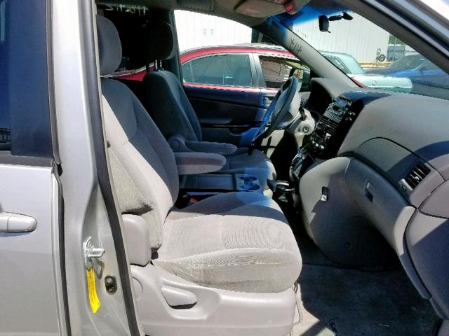 5TDZA23C44S056516 - 2004 TOYOTA SIENNA CE GRAY photo 5