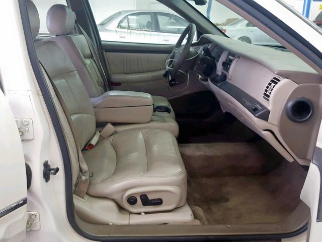 1G4CU541514185282 - 2001 BUICK PARK AVENU WHITE photo 5