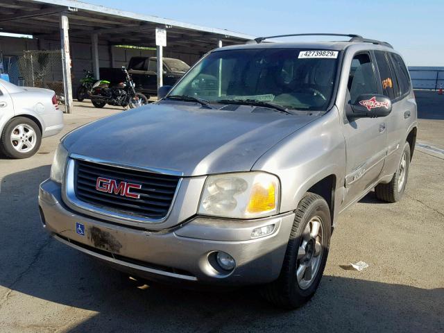 1GKDS13S022317531 - 2002 GMC ENVOY GOLD photo 2