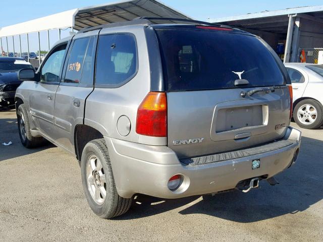 1GKDS13S022317531 - 2002 GMC ENVOY GOLD photo 3