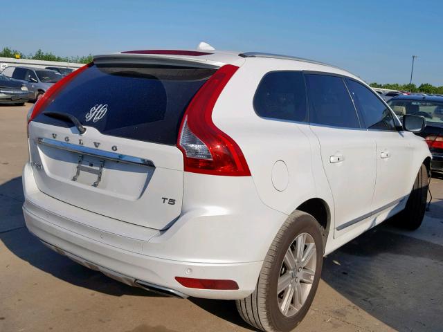 YV440MDU7H2038781 - 2017 VOLVO XC60 T5 WHITE photo 4