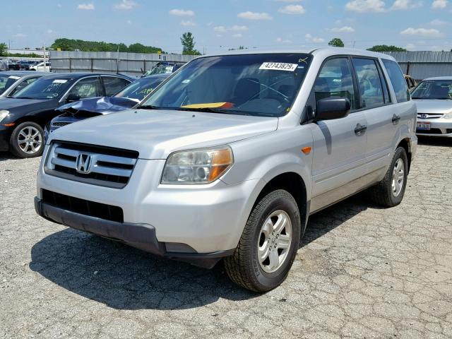 2HKYF18146H545067 - 2006 HONDA PILOT LX SILVER photo 2