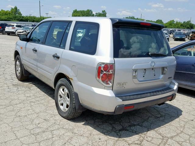 2HKYF18146H545067 - 2006 HONDA PILOT LX SILVER photo 3