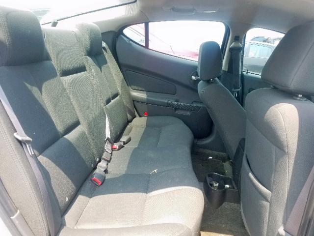 2G2WP522851348453 - 2005 PONTIAC GRAND PRIX SILVER photo 6