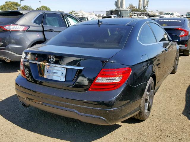 WDDGJ4HB6CF772454 - 2012 MERCEDES-BENZ C 250 BLACK photo 4