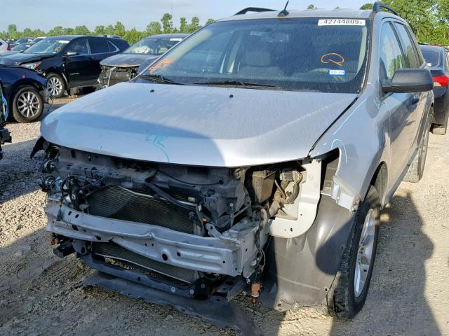 2FMDK3GC2DBB98609 - 2013 FORD EDGE SE SILVER photo 2