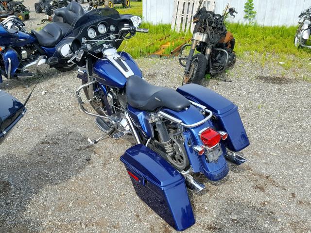 1HD1KBW156Y680173 - 2006 HARLEY-DAVIDSON FLHXI BLUE photo 3