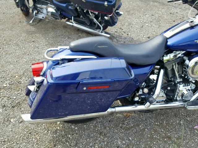 1HD1KBW156Y680173 - 2006 HARLEY-DAVIDSON FLHXI BLUE photo 6