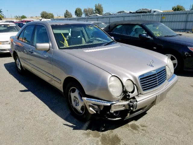 WDBJF72F6VA523505 - 1997 MERCEDES-BENZ E 420 SILVER photo 1