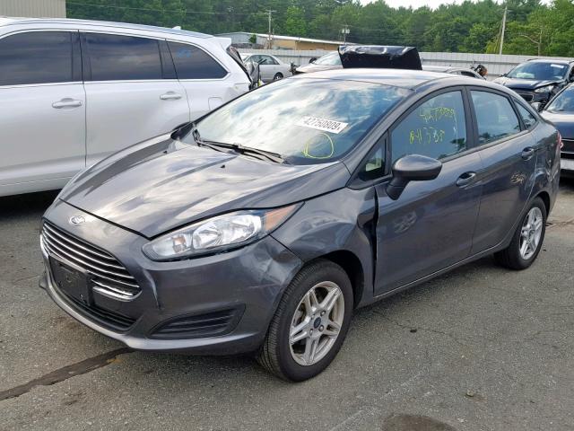 3FADP4BJ6KM117324 - 2019 FORD FIESTA SE GRAY photo 2