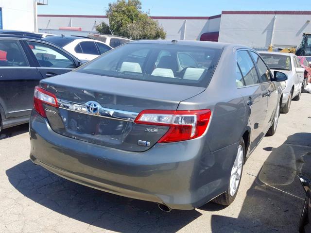 4T1BD1FK2EU122771 - 2014 TOYOTA CAMRY HYBR GREEN photo 4