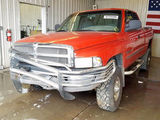 3B7KF23Z12M291217 - 2002 DODGE RAM 2500 RED photo 2