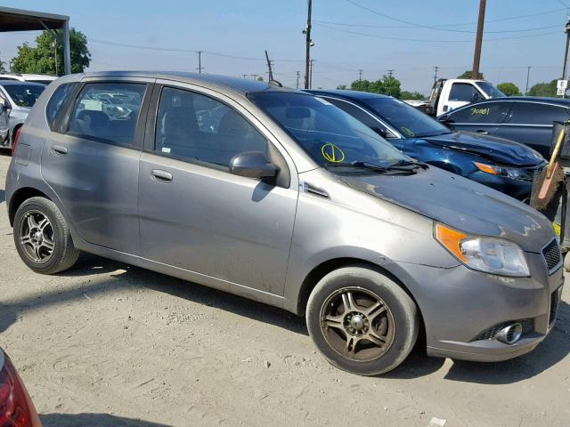 KL1TD6DE3AB099386 - 2010 CHEVROLET AVEO LS GRAY photo 9