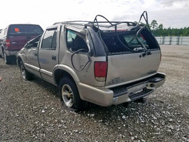 1GNCS13W82K211149 - 2002 CHEVROLET BLAZER GOLD photo 3