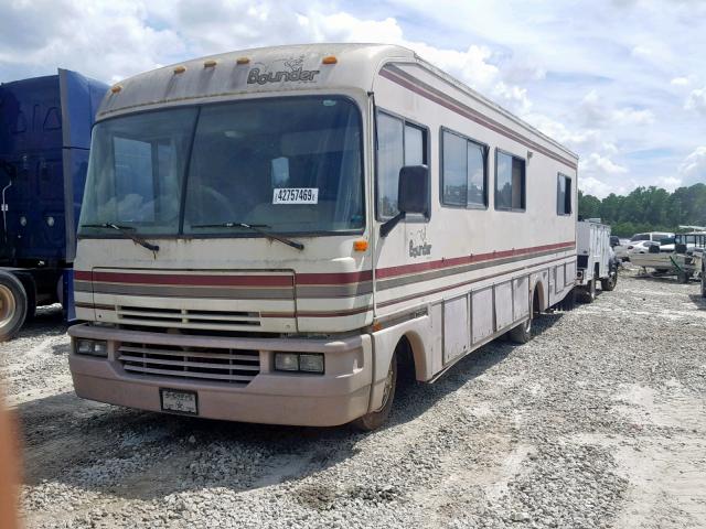 1GBKP37N8P3323295 - 1993 CHEVROLET BOUNDER BEIGE photo 2