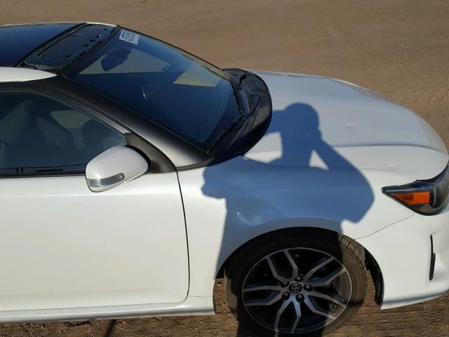 JTKJF5C73F3095856 - 2015 TOYOTA SCION TC 白色 照片 9