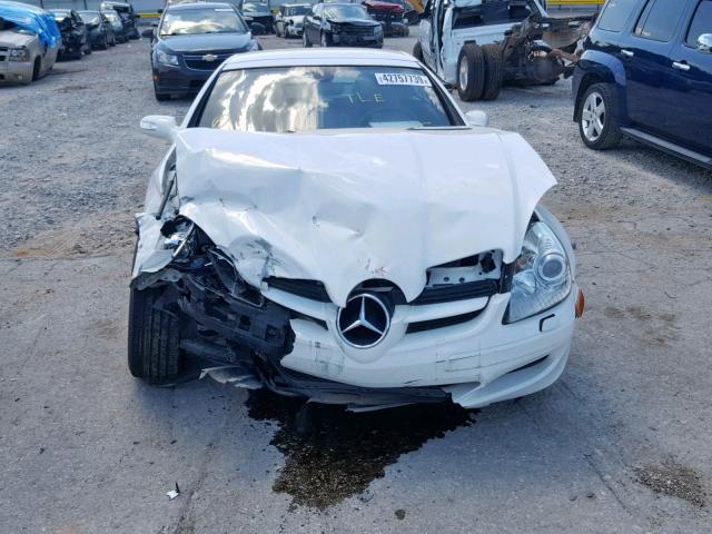 WDBWK54F06F106050 - 2006 MERCEDES-BENZ SLK 280 WHITE photo 9