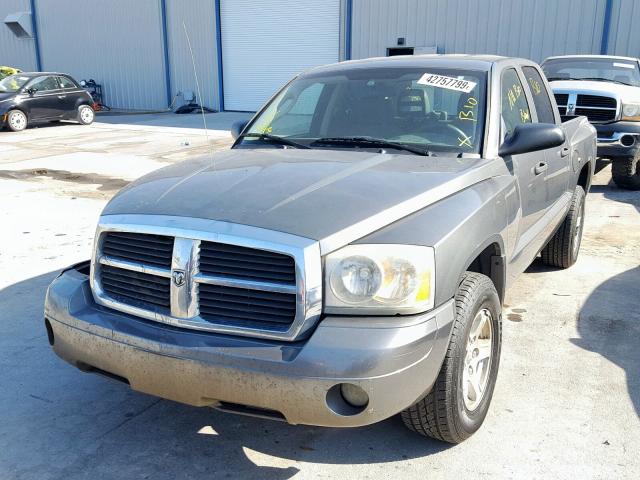 1D7HE48K26S557402 - 2006 DODGE DAKOTA QUA GRAY photo 2