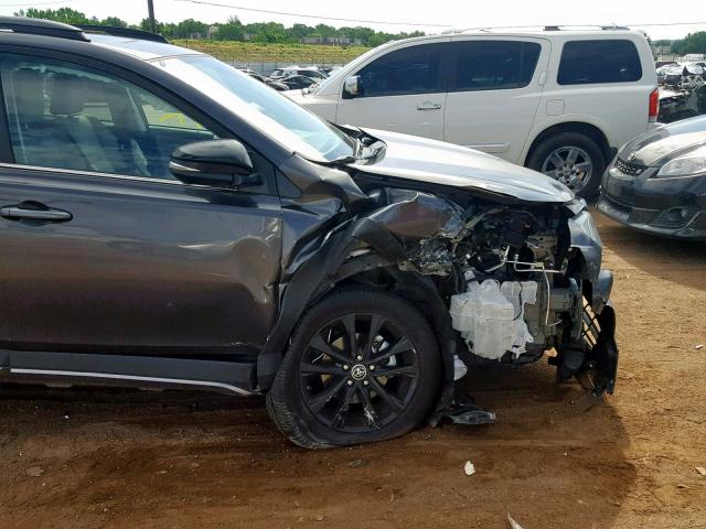 2T3RFREV6JW833720 - 2018 TOYOTA RAV4 ADVEN GRAY photo 9