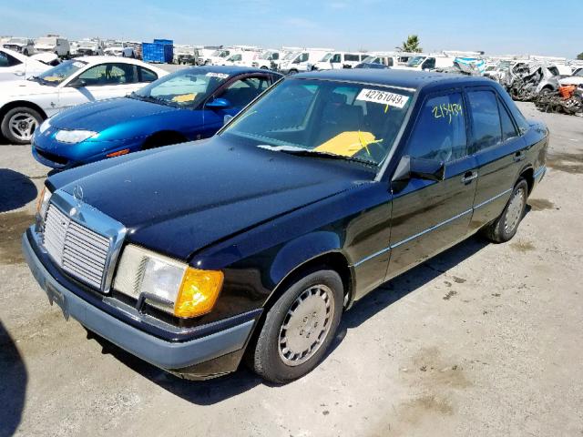 WDBEA30DXMB390072 - 1991 MERCEDES-BENZ 300 E BLACK photo 2