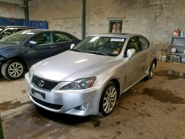 JTHCK262175009586 - 2007 LEXUS IS 250 SILVER photo 2