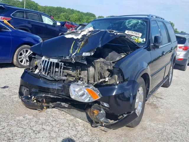 5LMFU28555LJ06873 - 2005 LINCOLN NAVIGATOR BLACK photo 2