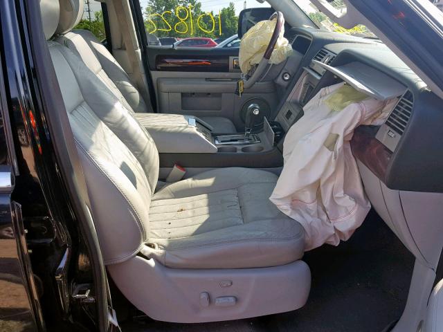 5LMFU28555LJ06873 - 2005 LINCOLN NAVIGATOR BLACK photo 5