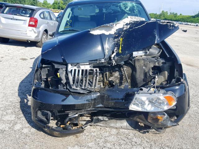 5LMFU28555LJ06873 - 2005 LINCOLN NAVIGATOR BLACK photo 7