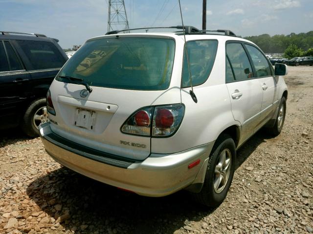 JTJHF10U210216215 - 2001 LEXUS RX 300 WHITE photo 4