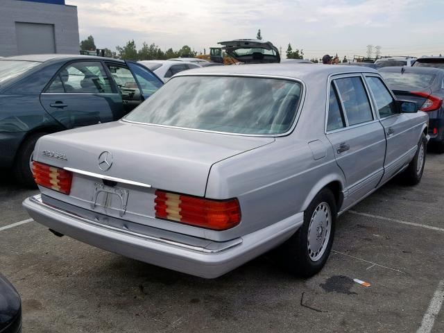 WDBCA35D1JA421663 - 1988 MERCEDES-BENZ 420 SEL SILVER photo 4