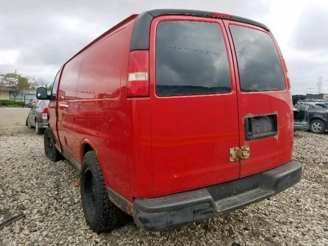 1GTHG35U331176485 - 2003 GMC SAVANA G35 RED photo 3