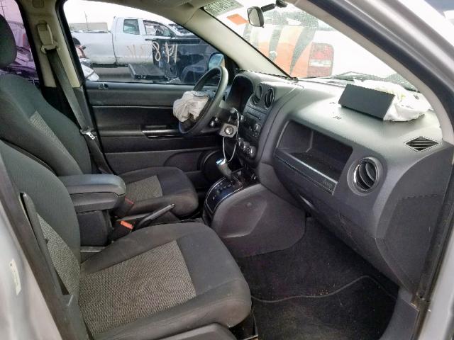 1J4NF4FB3AD553248 - 2010 JEEP COMPASS SP ვერცხლისფერი ფოტო 5