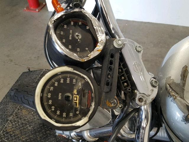 1HD1CLP195K428140 - 2005 HARLEY-DAVIDSON XL1200 R SILVER photo 12